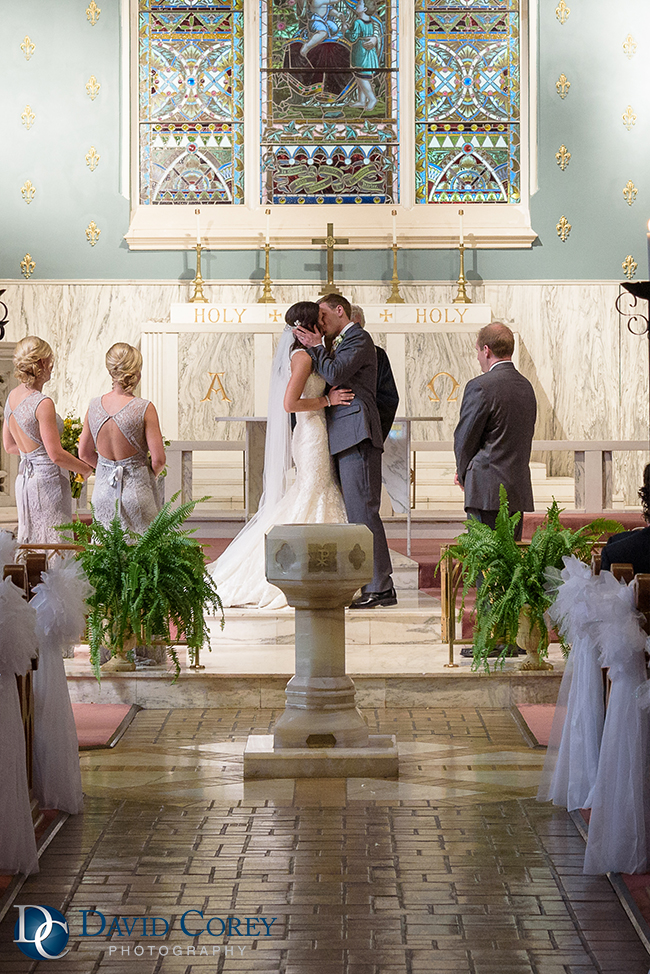 Historic Onesto Wedding In Canton Akron Photographer Wedding Old Stone Chapel